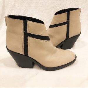 Avaya Leather Booties